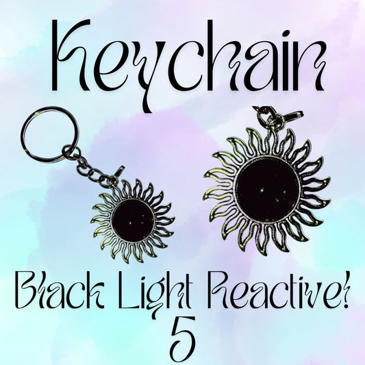 Blacklight Reactive Keychain 5: Sun