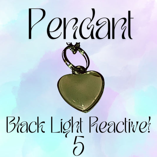 Black Light Reactive Small Heart Pendant 5